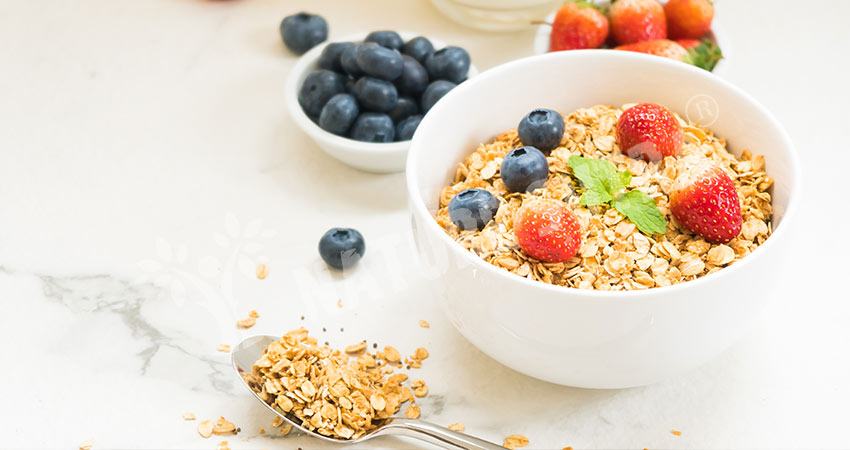 Oatmeal - Healthy Snacks For Weight Loss